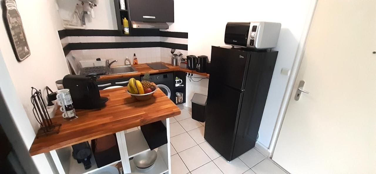 Studio Moderne, Centre-Ville, Au Calme, Parking Prive Ла-Поссесьйон Екстер'єр фото