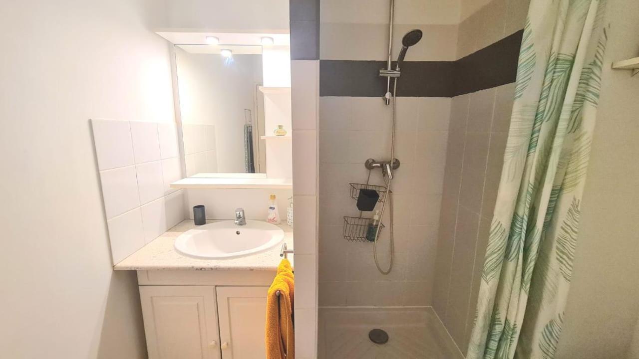 Studio Moderne, Centre-Ville, Au Calme, Parking Prive Ла-Поссесьйон Екстер'єр фото
